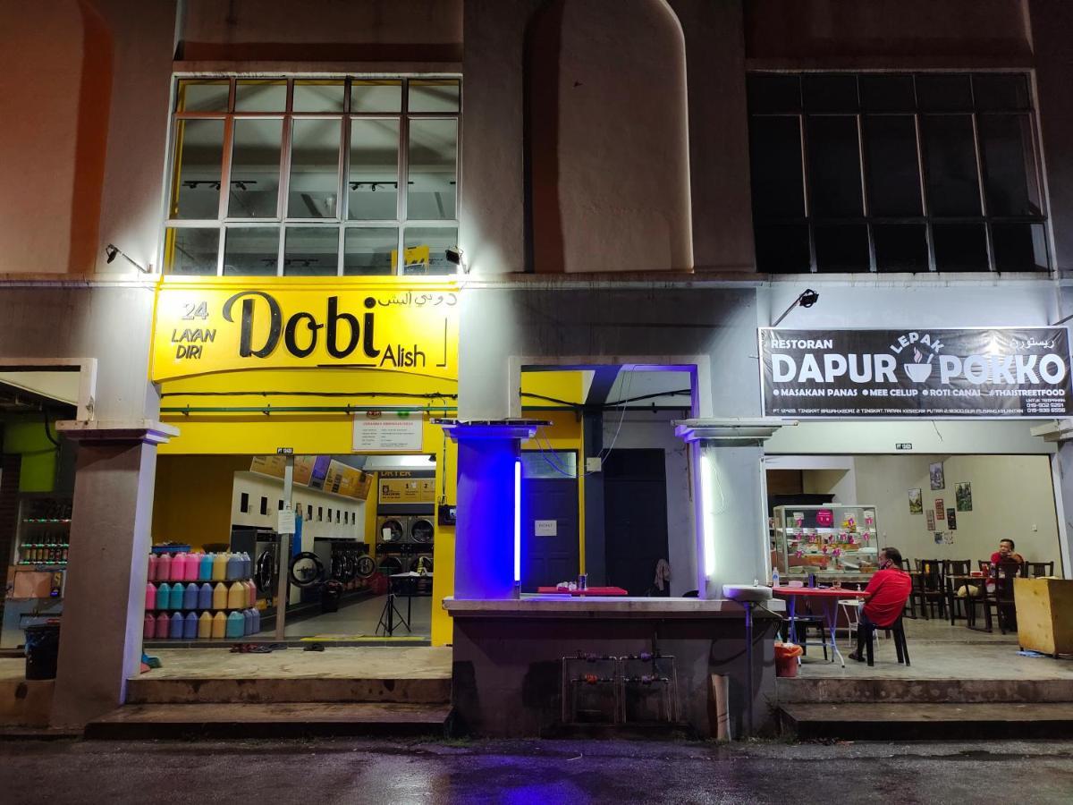 Alish Homestay Gua Musang With Free Wifi, Netflix Eksteriør billede